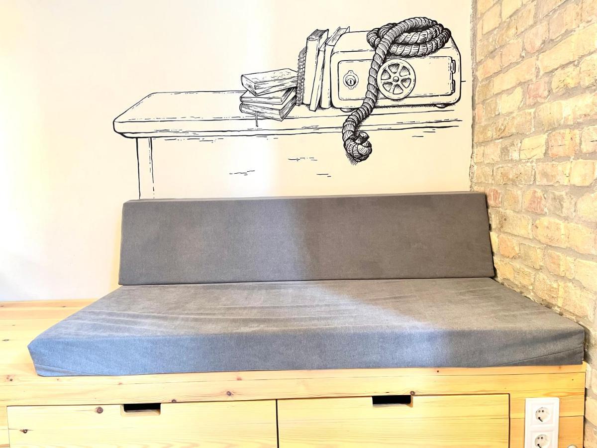 Lavender Circus Hand Drawn Apartments بودابست المظهر الخارجي الصورة