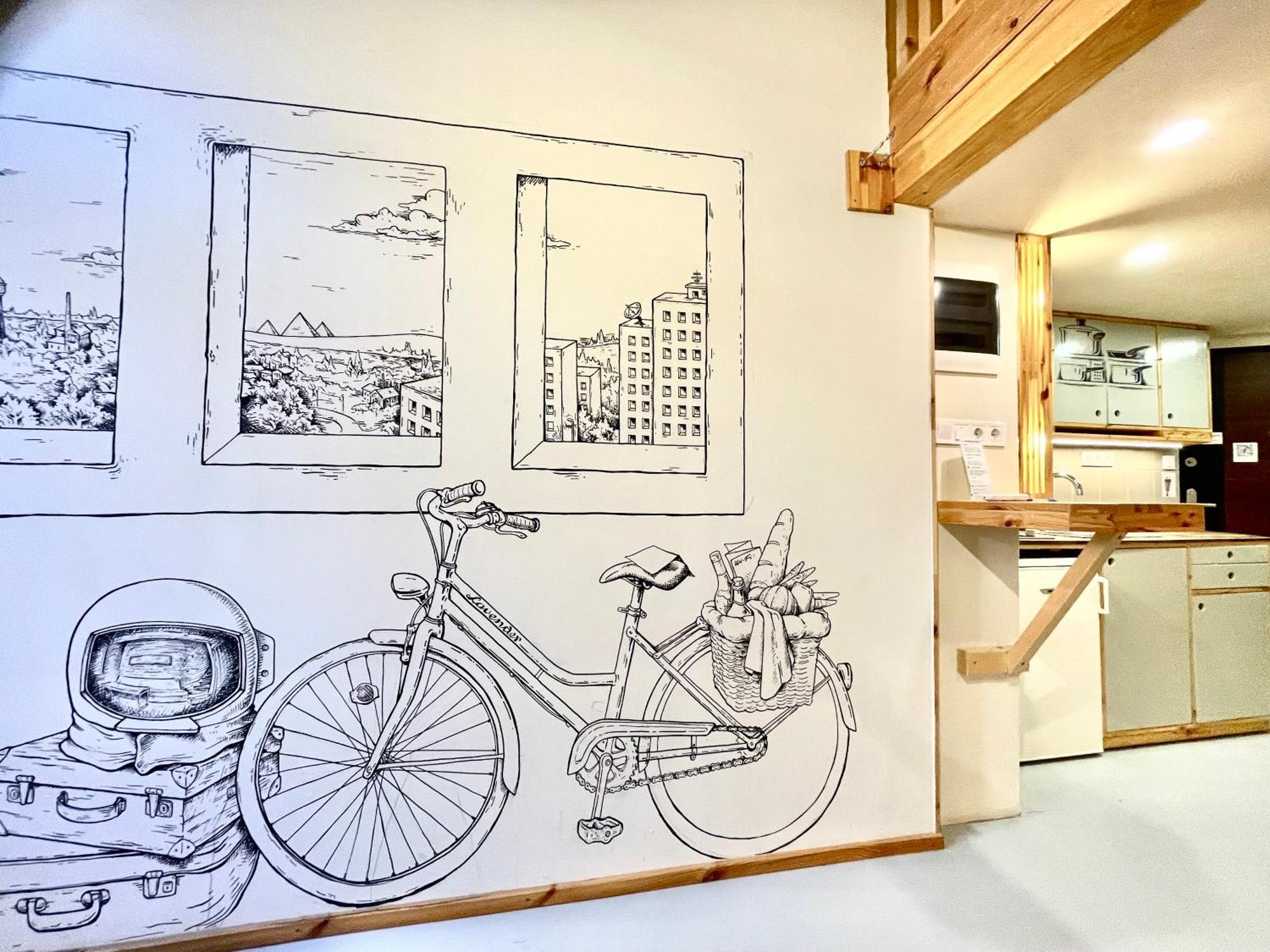 Lavender Circus Hand Drawn Apartments بودابست المظهر الخارجي الصورة