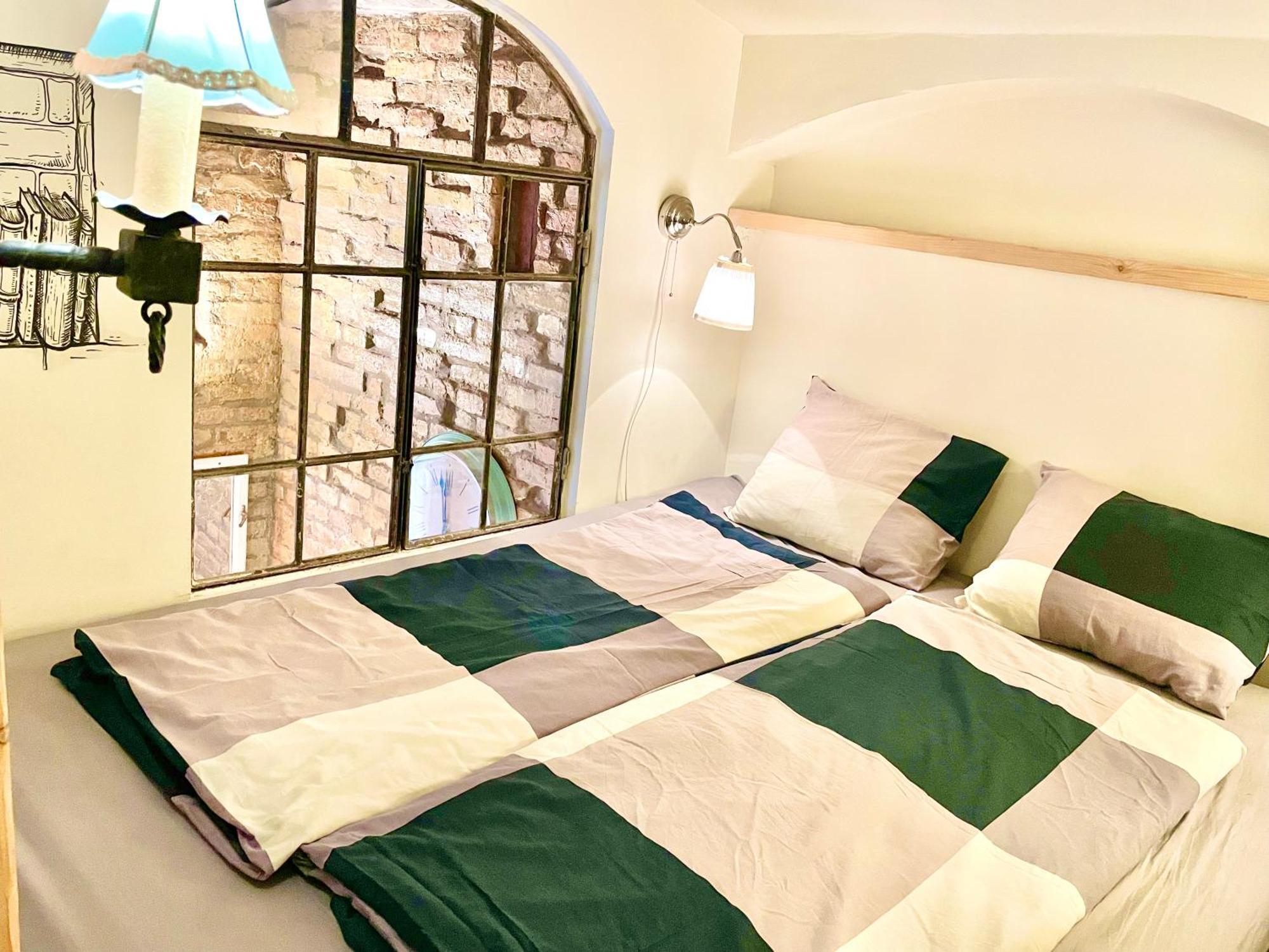 Lavender Circus Hand Drawn Apartments بودابست المظهر الخارجي الصورة