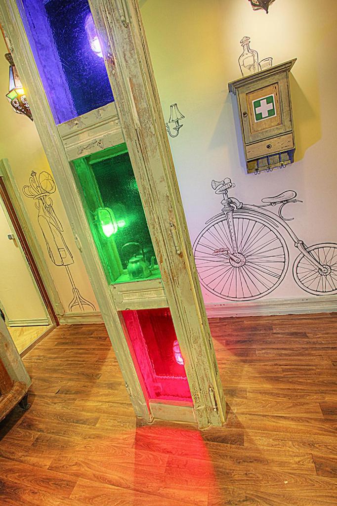 Lavender Circus Hand Drawn Apartments بودابست المظهر الخارجي الصورة